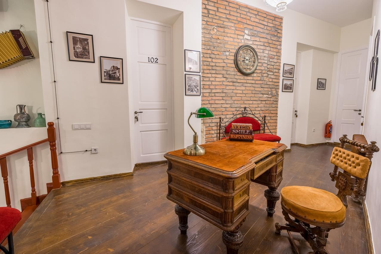 Doors Meidan Design Hotel Tbilisi Ngoại thất bức ảnh